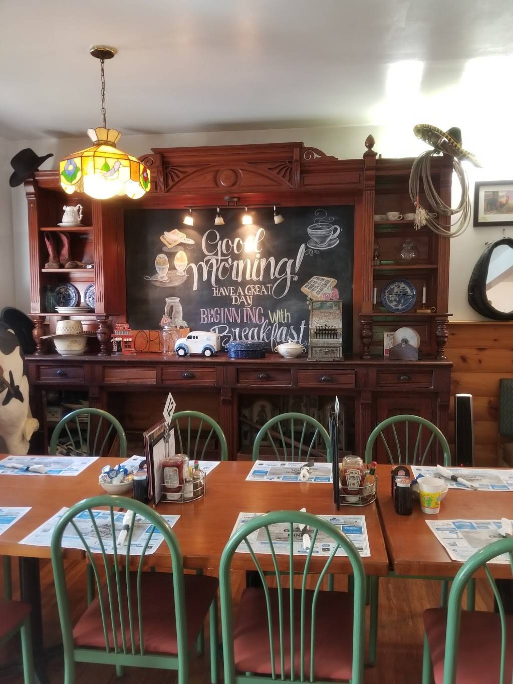 Creekside Pleasantville Diner | restaurant | 2644 W Philadelphia Ave, Oley, PA 19547, USA | 6106894300 OR +1 610-689-4300