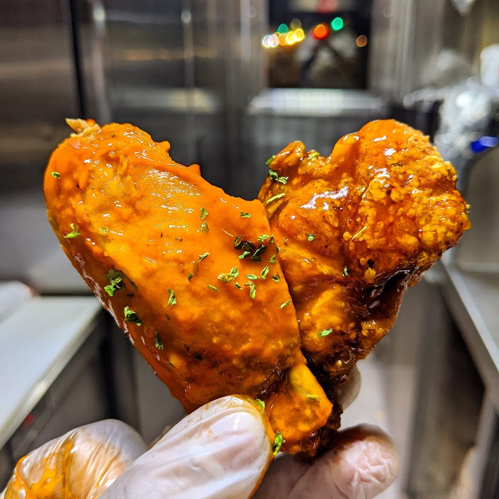 Bellys Sliders & Wings | restaurant | 15315 S Figueroa St, Gardena, CA 90248, USA | 4242669135 OR +1 424-266-9135