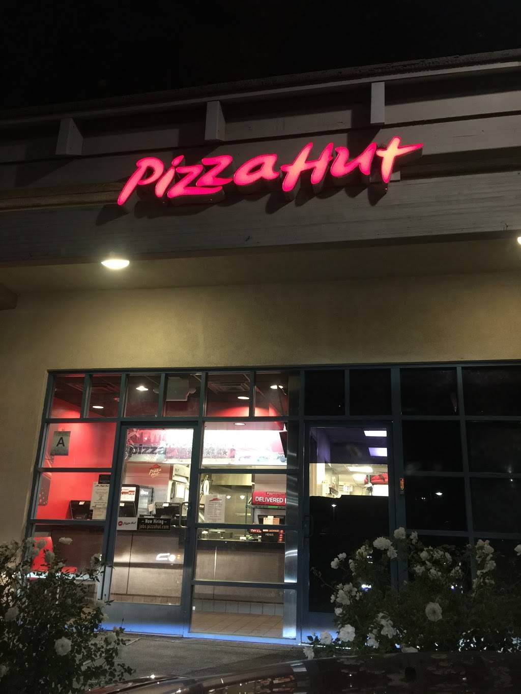 Pizza Hut | restaurant | 7200 Archibald Ave, Rancho Cucamonga, CA 91701, USA | 9099489111 OR +1 909-948-9111