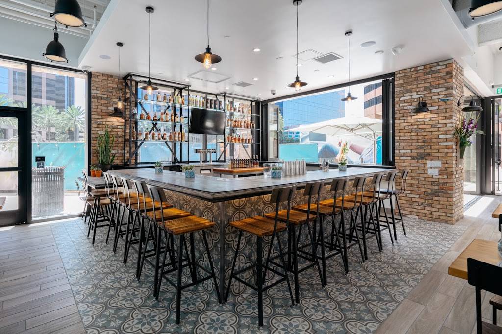 Porch & Swing | restaurant | 2010 Main St Suite 170, Irvine, CA 92614, USA | 9494187988 OR +1 949-418-7988