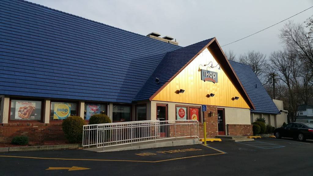 IHOP | restaurant | 610 Cedar Ln, Teaneck, NJ 07666, USA | 2018366500 OR +1 201-836-6500