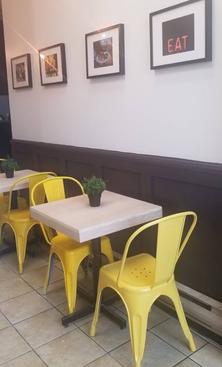 Chair De poule RDP | restaurant | 8027 Avenue Blaise Pascal et, Boulevard Armand-Bombardier, Montréal, QC H1E 3X7, Canada | 5148811350 OR +1 514-881-1350