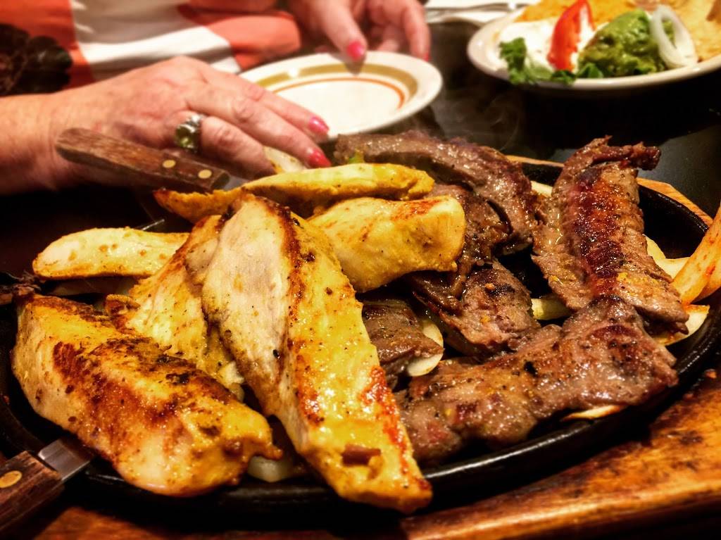 Nuevo Leon Restaurant | restaurant | 1544 Ellis Ave, Fort Worth, TX 76164, USA | 8176250757 OR +1 817-625-0757