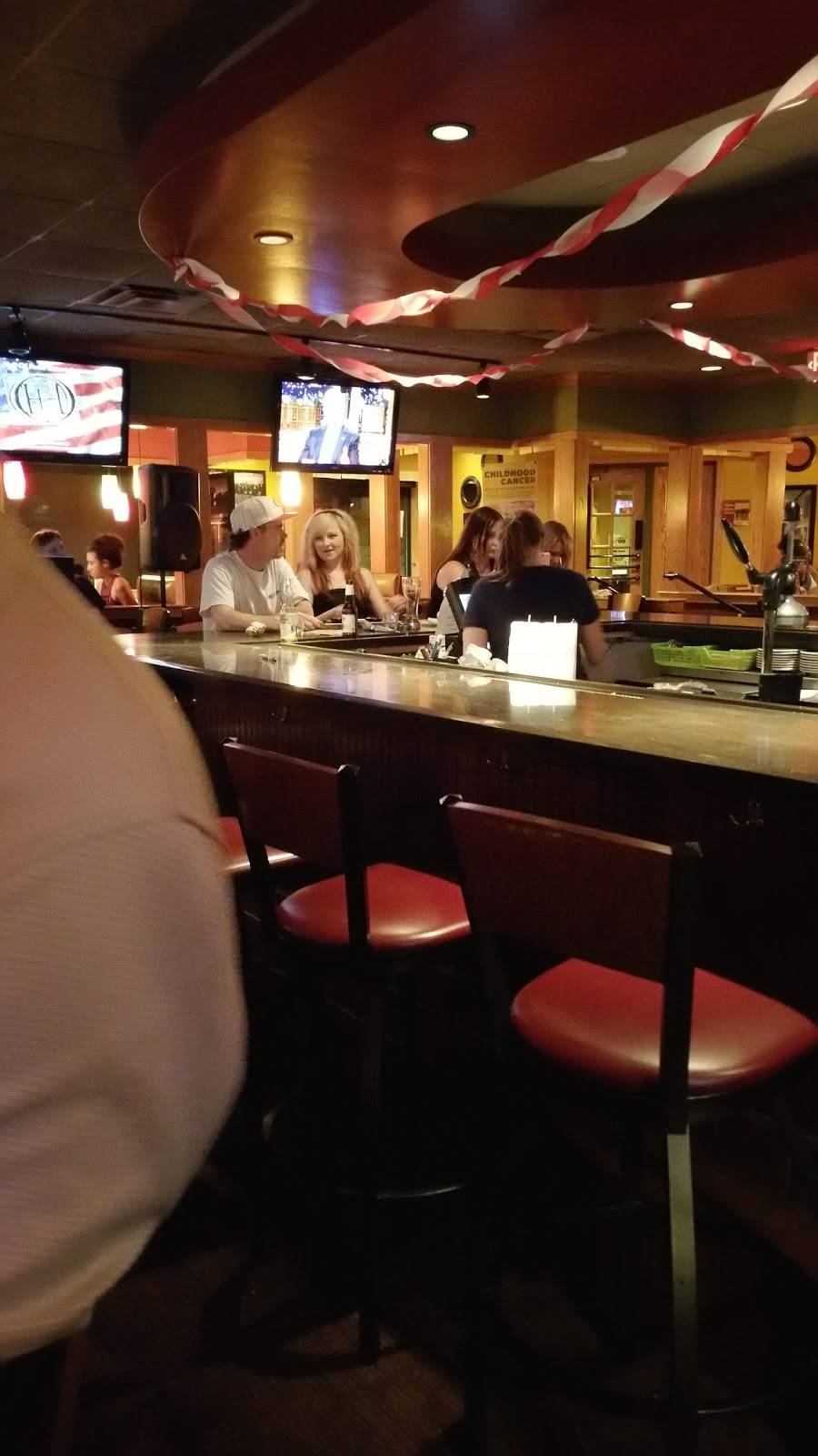 Applebees Grill + Bar | restaurant | 555 Solomons Island Rd N, Prince Frederick, MD 20678, USA | 4104145828 OR +1 410-414-5828