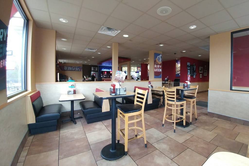 Dairy Queen Grill & Chill | restaurant | 100 Church Hill Rd, Somerset, WI 54025, USA | 7152475428 OR +1 715-247-5428