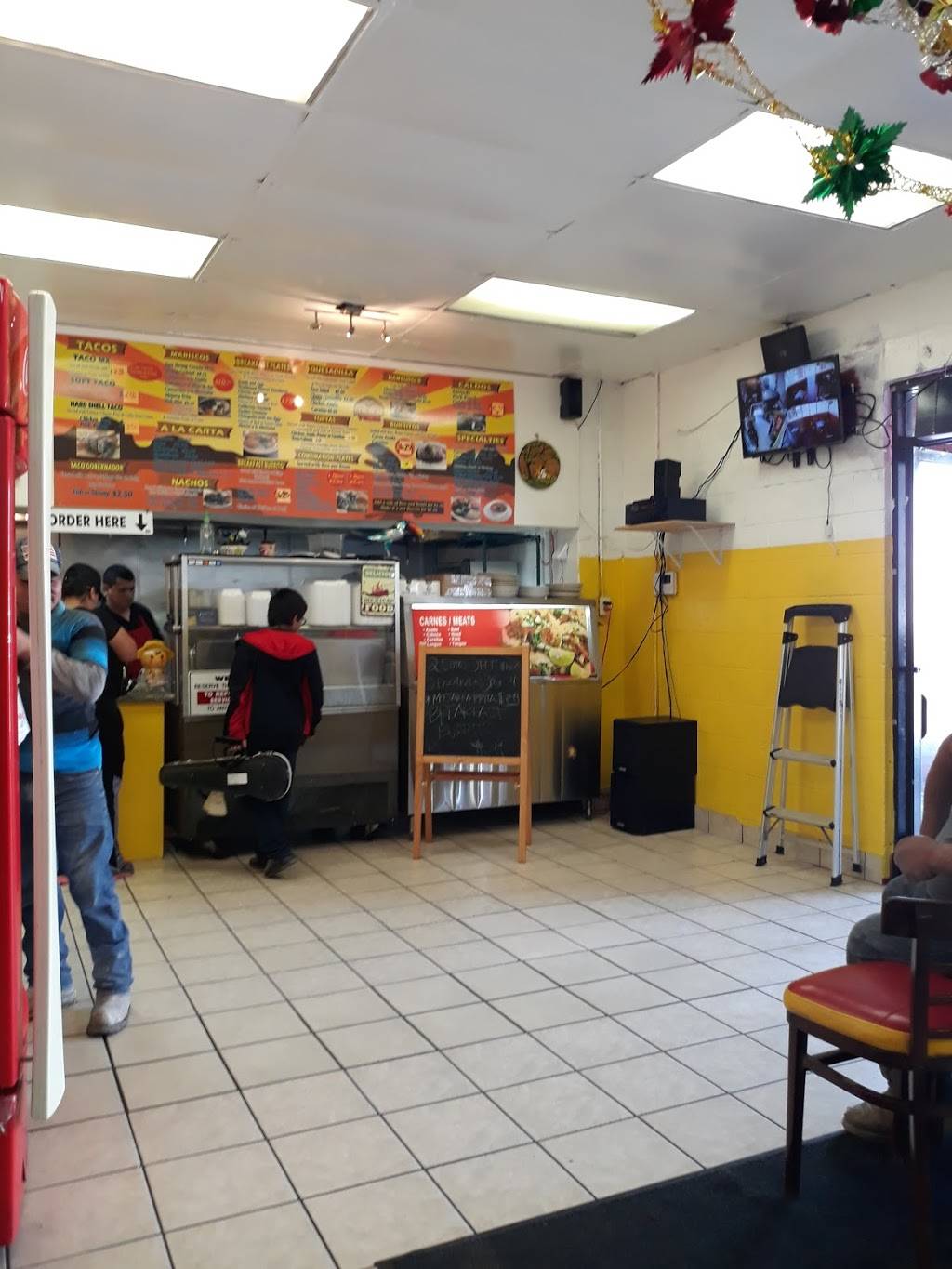 Pacific Tacos | restaurant | 146 W 10th St, Long Beach, CA 90813, USA | 5624959596 OR +1 562-495-9596
