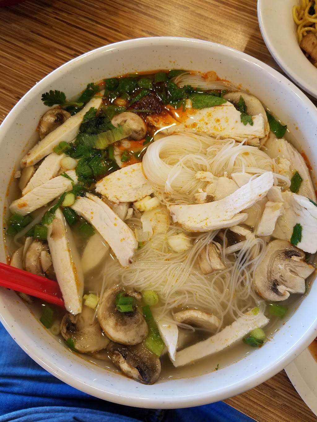 Noodle World | restaurant | 700 Valley Blvd, Alhambra, CA 91803, USA | 6262938800 OR +1 626-293-8800