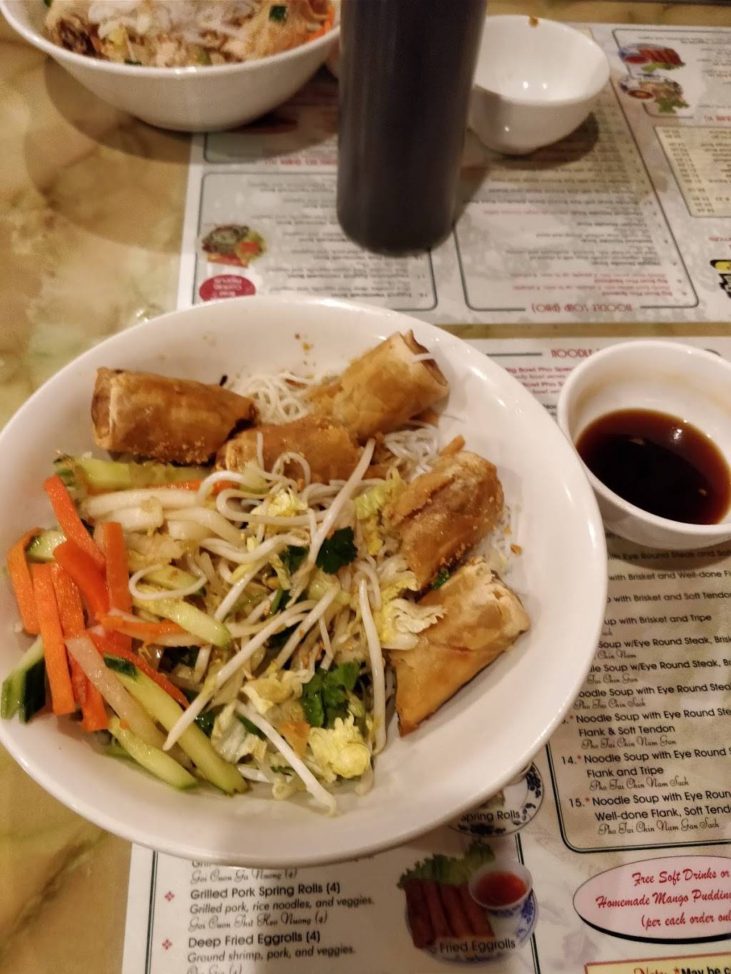 Pho Big Bowl | restaurant | 2248 NW Market St, Seattle, WA 98107, USA | 2065881249 OR +1 206-588-1249