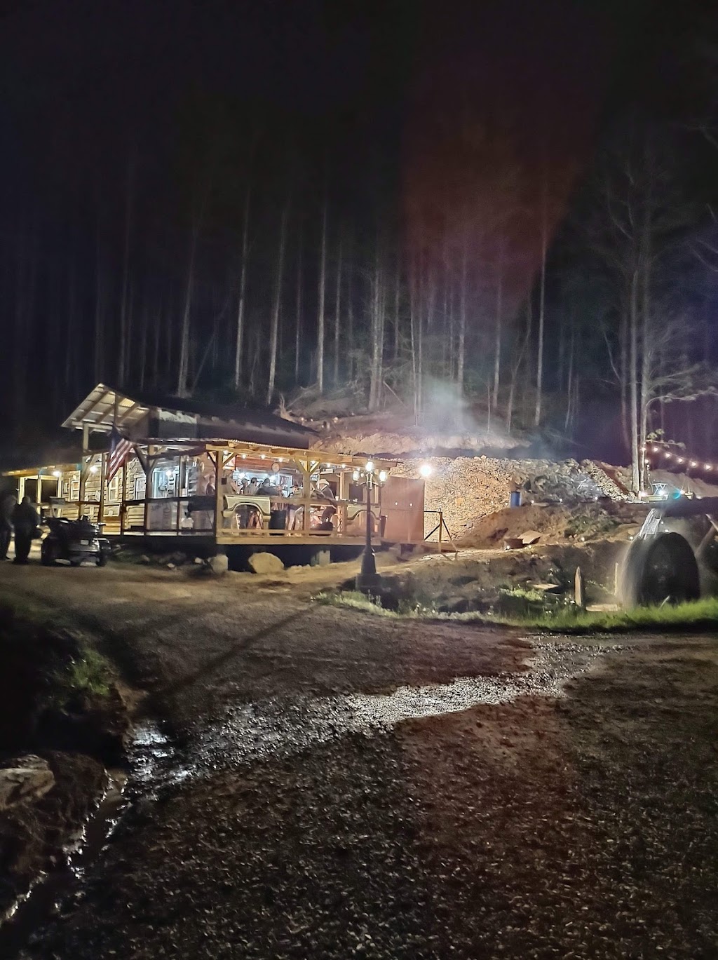 Annies Pork-N-Beans | restaurant | 1575 Old 15th Rd, Del Rio, TN 37727, USA | 4234875909 OR +1 423-487-5909