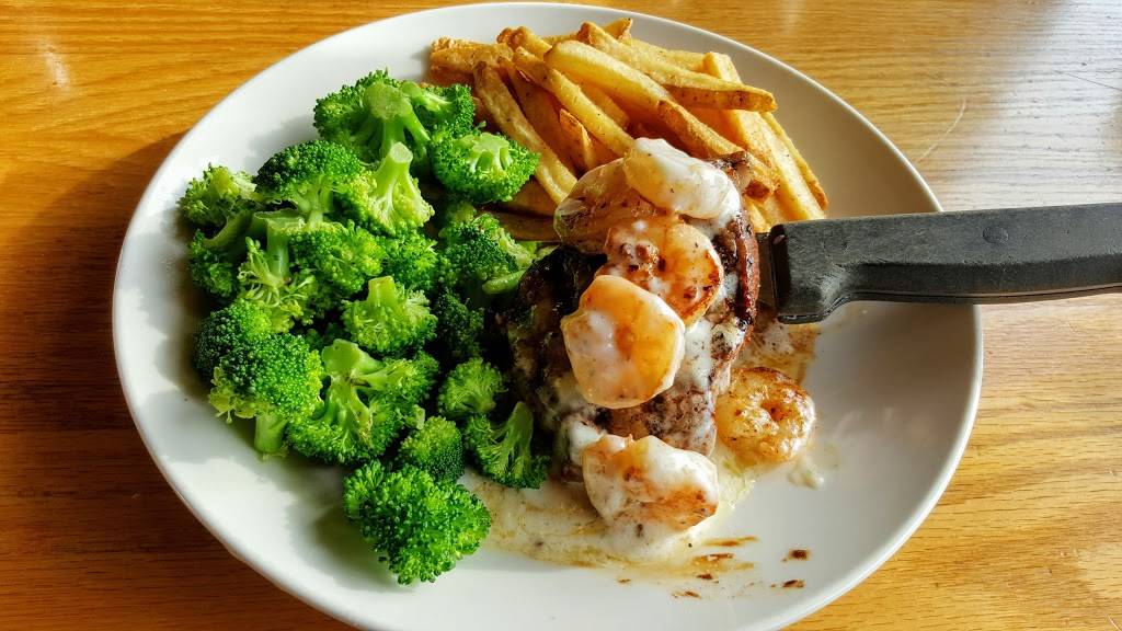 Applebees Grill + Bar | restaurant | 1205 NY-300, Newburgh, NY 12550, USA | 8455670910 OR +1 845-567-0910