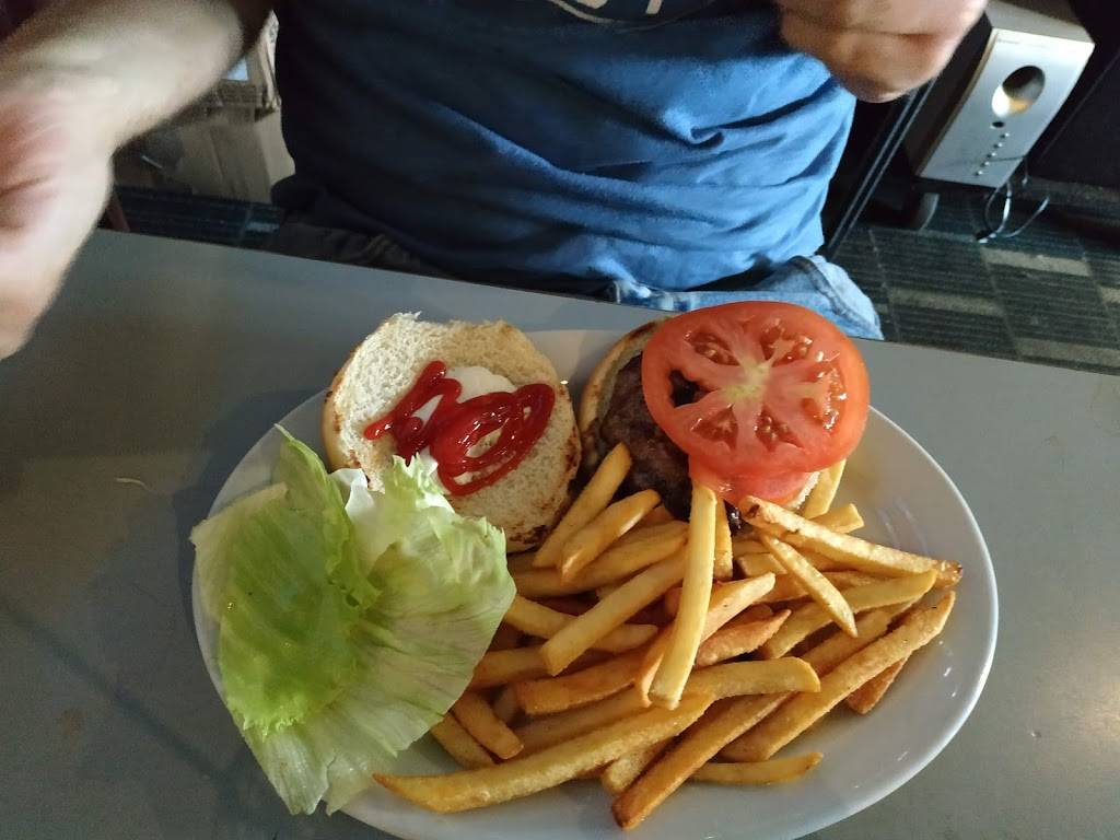 Red Fox Bar & Grill | restaurant | 9390 Sheppard Ave E, Scarborough, ON M1B 5R5, Canada | 4162842222 OR +1 416-284-2222