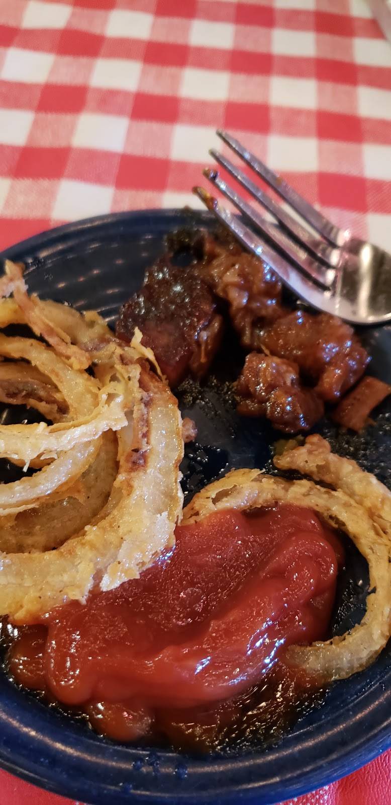 Famous Daves Bar-B-Que | restaurant | 1 Cabela Blvd, Scarborough, ME 04074, USA | 2075100025 OR +1 207-510-0025