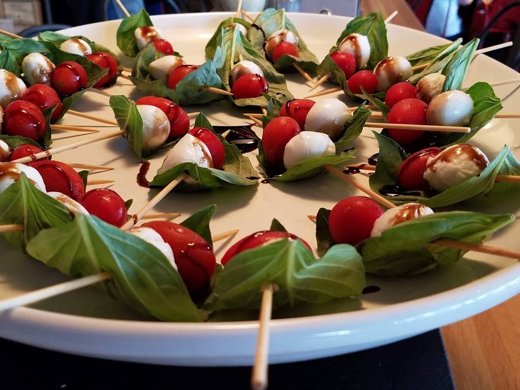 Sauce Pizza & Wine | restaurant | 20491 E Rittenhouse Rd, Queen Creek, AZ 85142, USA | 4809024877 OR +1 480-902-4877