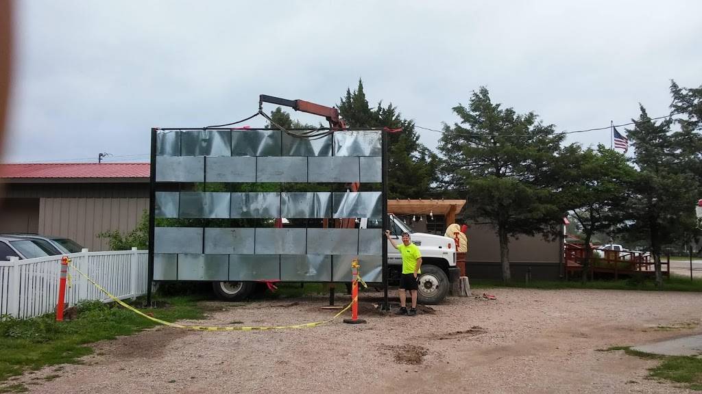 TNT Dairy Land | restaurant | 452 S Broadway Ave, Sterling, KS 67579, USA | 6202782297 OR +1 620-278-2297