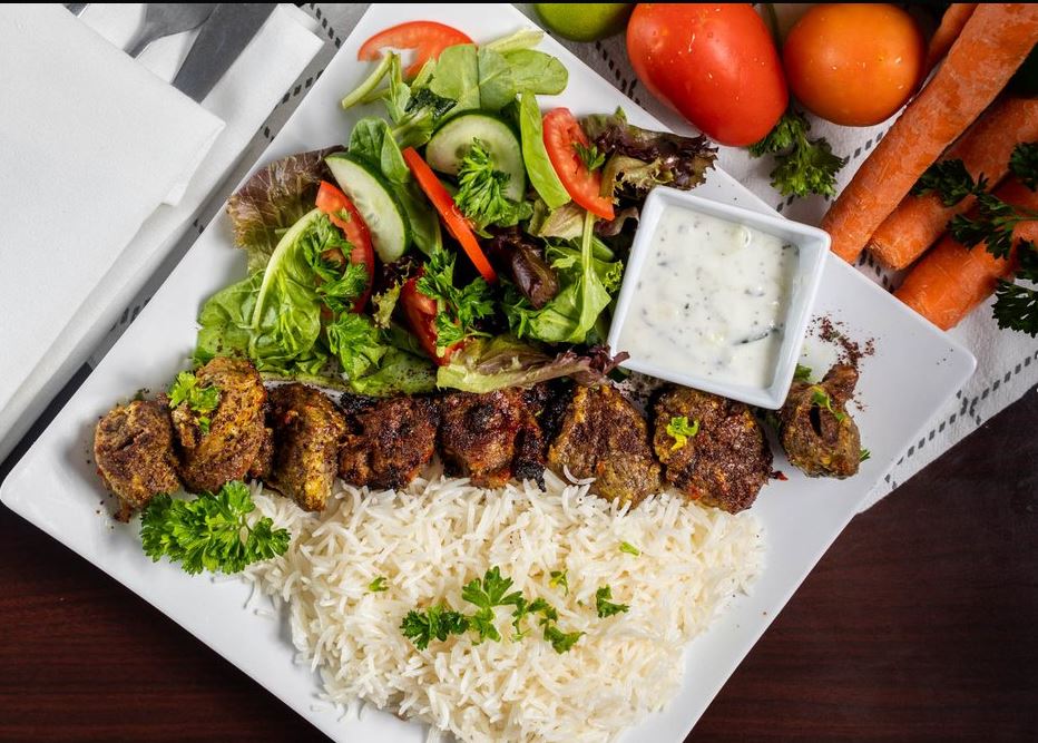 Royal Touch Catering and Events | restaurant | 1120 Fulton Ave Site I, Sacramento, CA 95825, USA | 9164861140 OR +1 916-486-1140