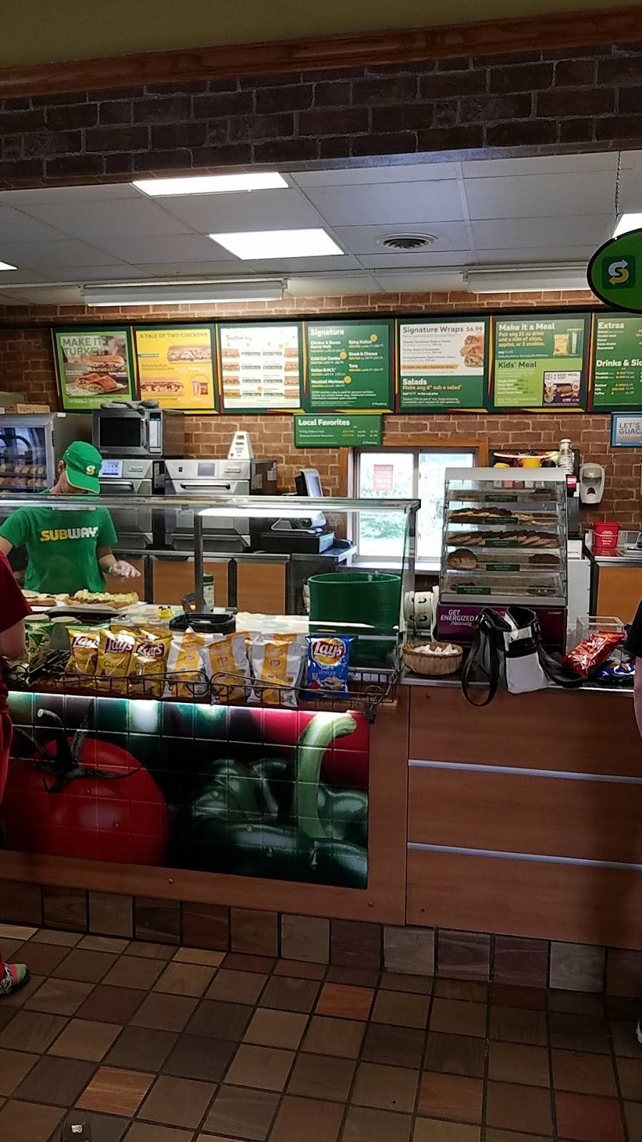 Subway | restaurant | 16 Mansfield Ave, Shelby, OH 44875, USA | 4193474844 OR +1 419-347-4844