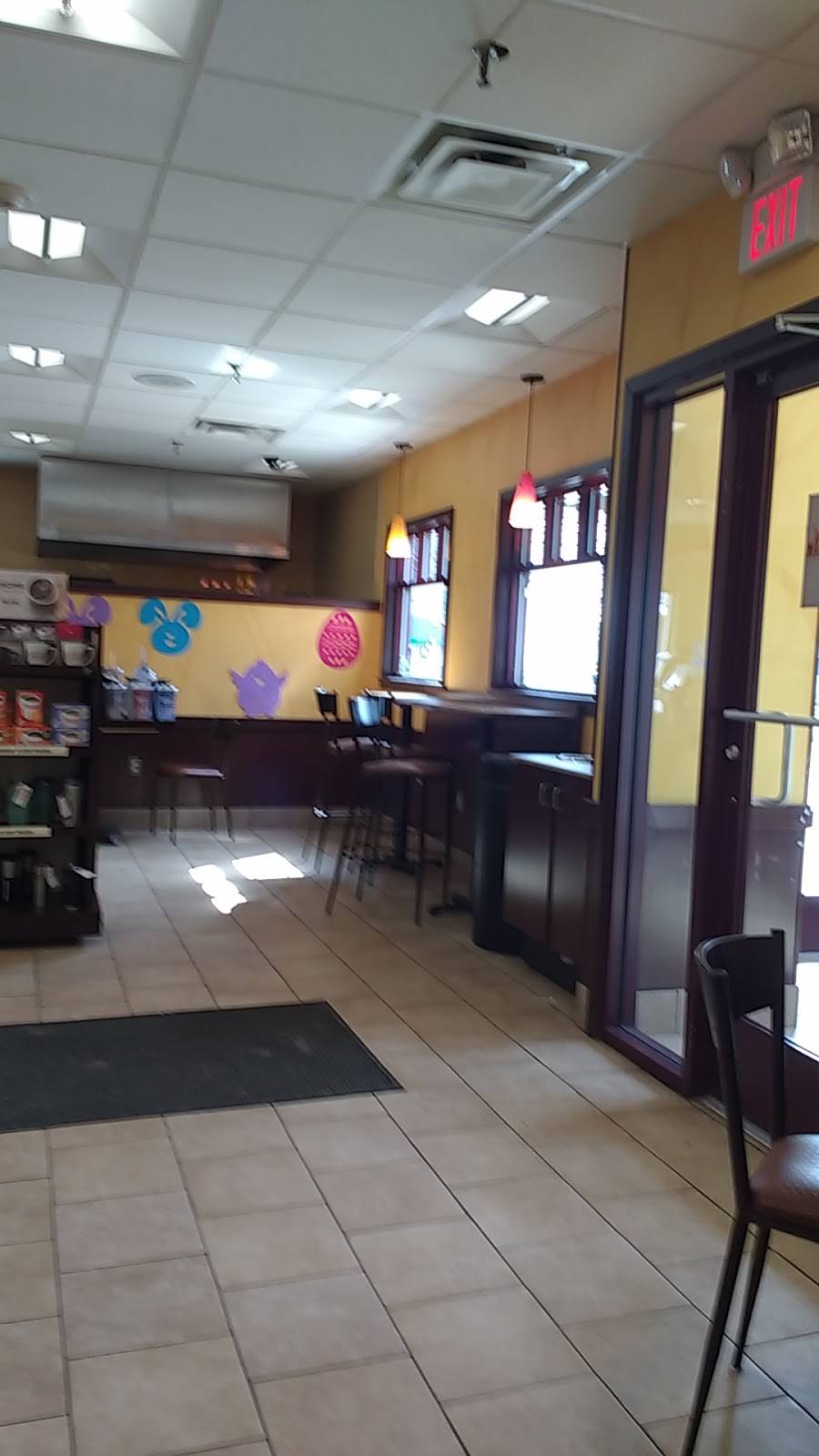 Dunkin | bakery | 3 Pier Market Pl, Narragansett, RI 02882, USA | 4017822223 OR +1 401-782-2223
