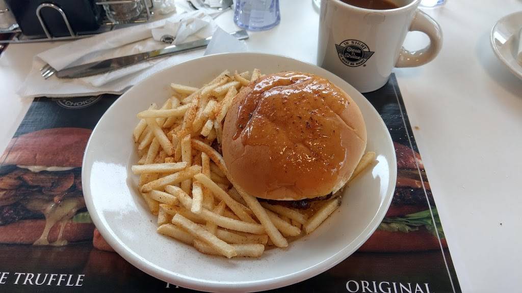 Steak n Shake | restaurant | 2250 Mount Zion Rd, Decatur, IL 62521, USA | 2178646592 OR +1 217-864-6592