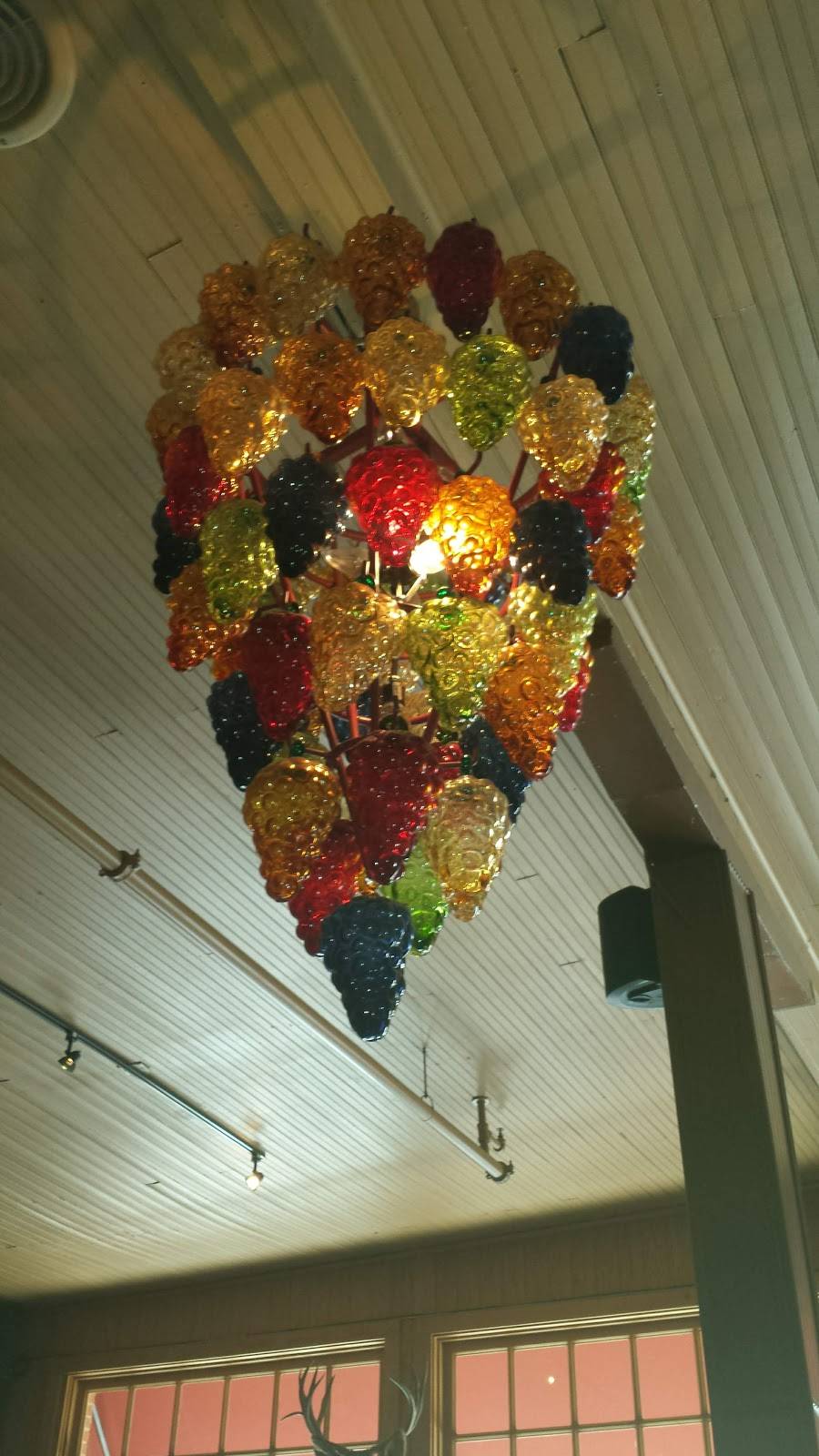 Farinas Winery | restaurant | 420 S Main St, Grapevine, TX 76051, USA | 8174429095 OR +1 817-442-9095