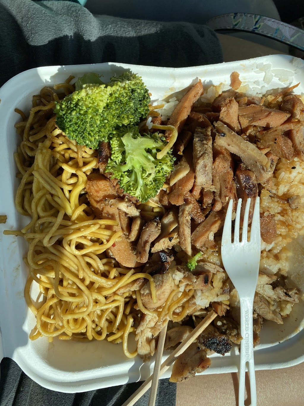 BBs Teriyaki Grill | restaurant | 4221 University Way NE, Seattle, WA 98105, USA | 2068769105 OR +1 206-876-9105