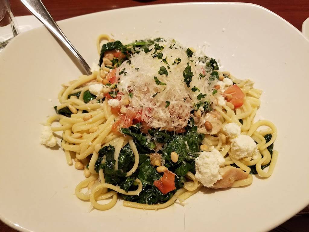 Winberies Restaurant & Bar | restaurant | 151 N Oak Park Ave, Oak Park, IL 60301, USA | 7083862600 OR +1 708-386-2600