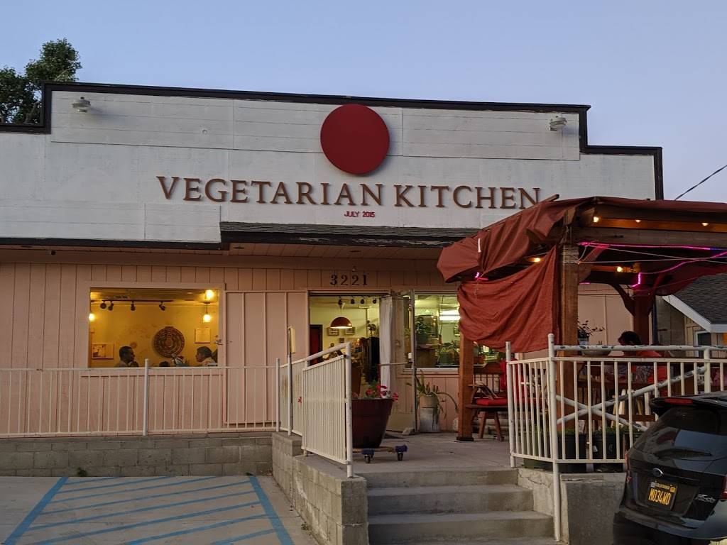 The Red Dot Vegetarian kitchen | restaurant | 3221 Mt Pinos Way, Frazier Park, CA 93225, USA | 6612454733 OR +1 661-245-4733