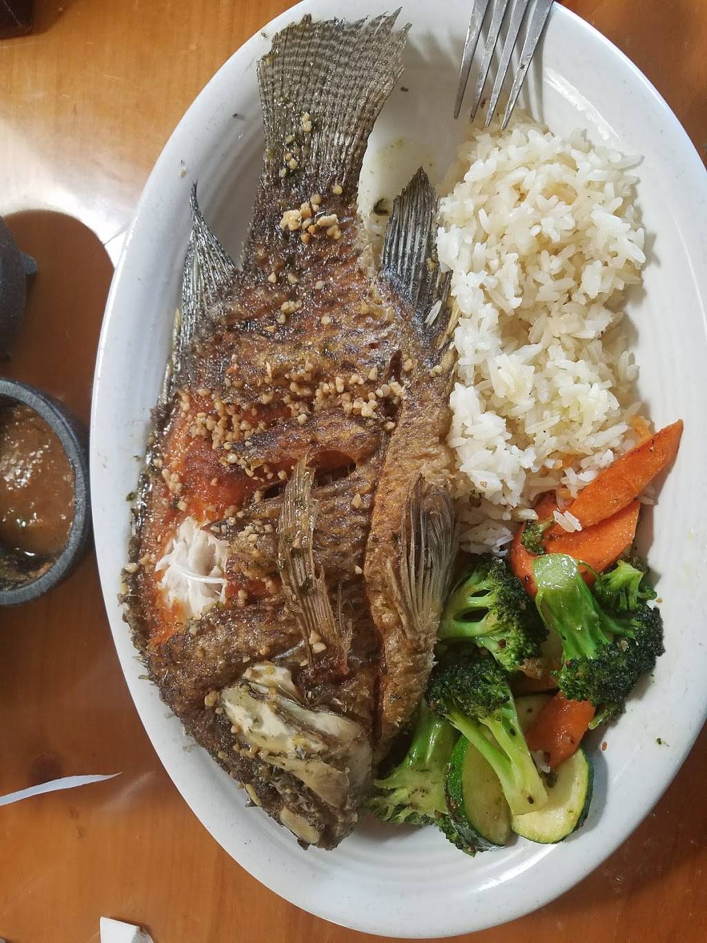 La Feria | restaurant | 10903 S Inglewood Ave, Lennox, CA 90304, USA | 3106737475 OR +1 310-673-7475