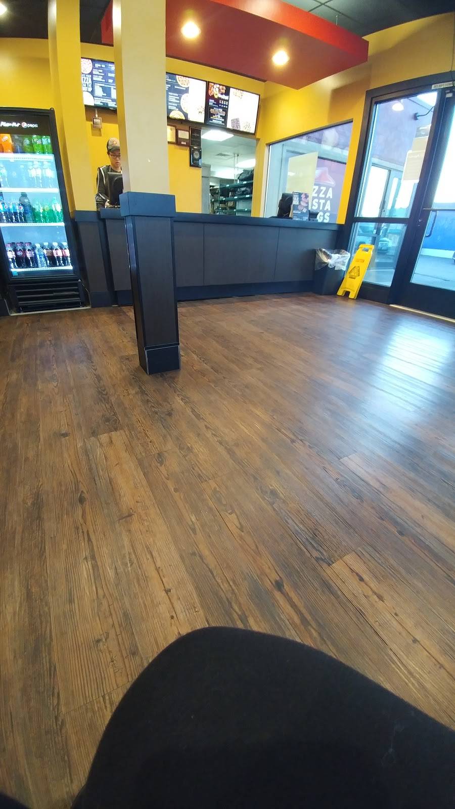 Pizza Hut | meal takeaway | 1517 SW 104th St, Seattle, WA 98146, USA | 2067646000 OR +1 206-764-6000