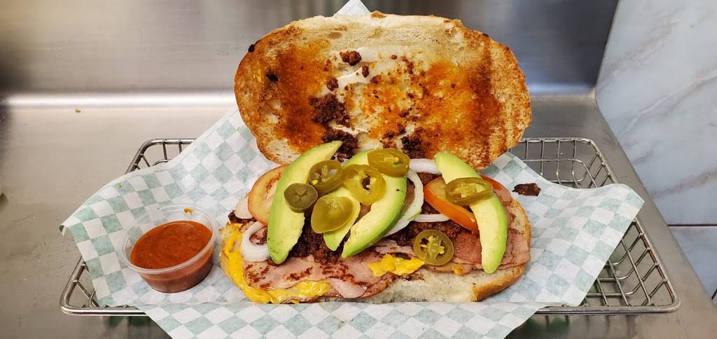 Arriba los Rudos torteria | restaurant | 3701 Mansfield Hwy, Forest Hill, TX 76119, USA | 8175346411 OR +1 817-534-6411