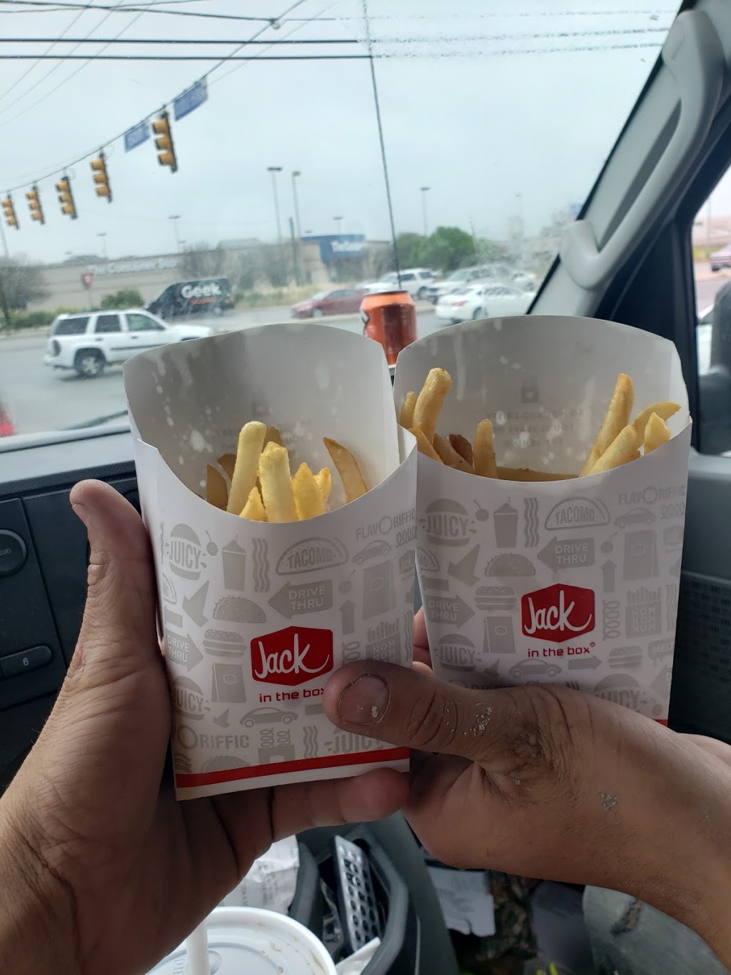 Jack in the Box | restaurant | 7206 Blanco Rd, San Antonio, TX 78216, USA | 2103444453 OR +1 210-344-4453