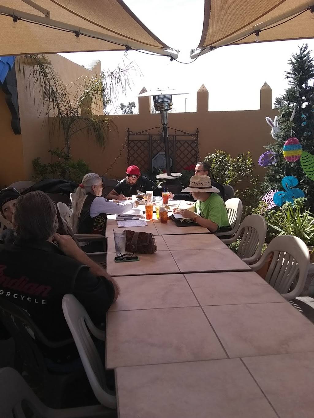 Shooters Steakhouse & Saloon | restaurant | 3115 E Prince Rd, Tucson, AZ 85716, USA | 5203220779 OR +1 520-322-0779