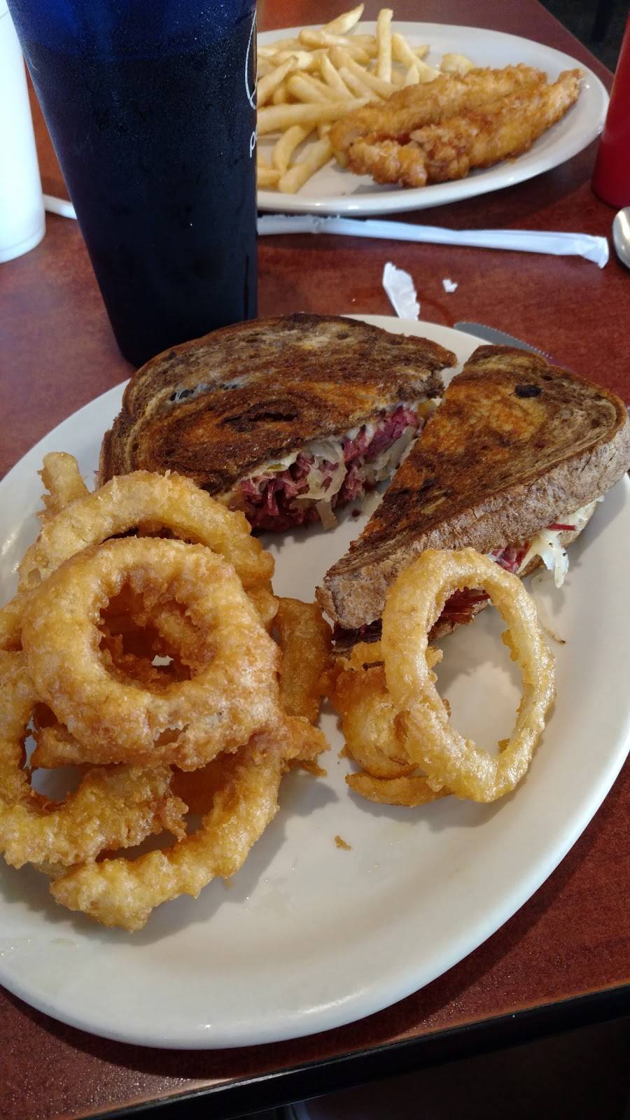 Historic Park Restaurant | restaurant | 1400 N Main St, Rushville, IN 46173, USA | 7659322940 OR +1 765-932-2940