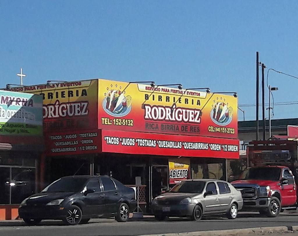 Birrieria Rodríguez | restaurant | Prolongacion Blvd. Zertuche, Centro Artesanal de Ensenada, 22785 Ensenada, B.C., Mexico | 1525132 OR +52 1525132