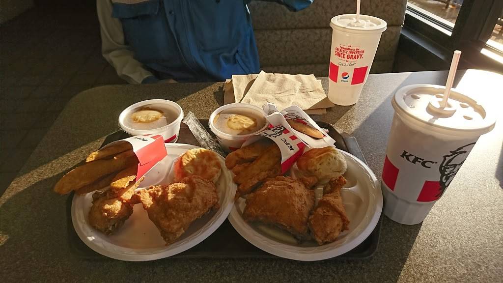 KFC | restaurant | 1494 Boardwalk, Lexington, KY 40511, USA | 8592524255 OR +1 859-252-4255