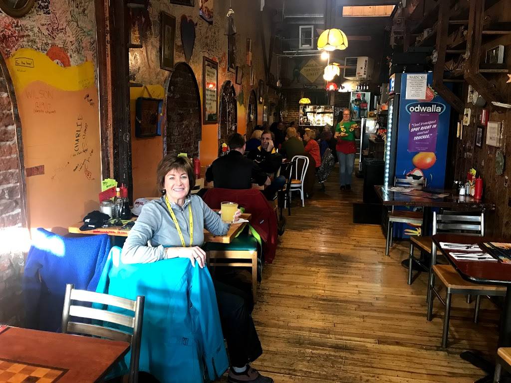 Squeeze In | cafe | 10060 Donner Pass Rd B, Truckee, CA 96161, USA | 5305879814 OR +1 530-587-9814