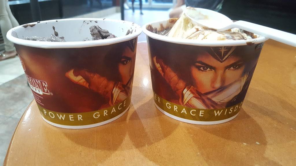 Cold Stone Creamery | bakery | 3810 W Neptune St, Ste B6, Tampa, FL 33629, USA | 8132586269 OR +1 813-258-6269