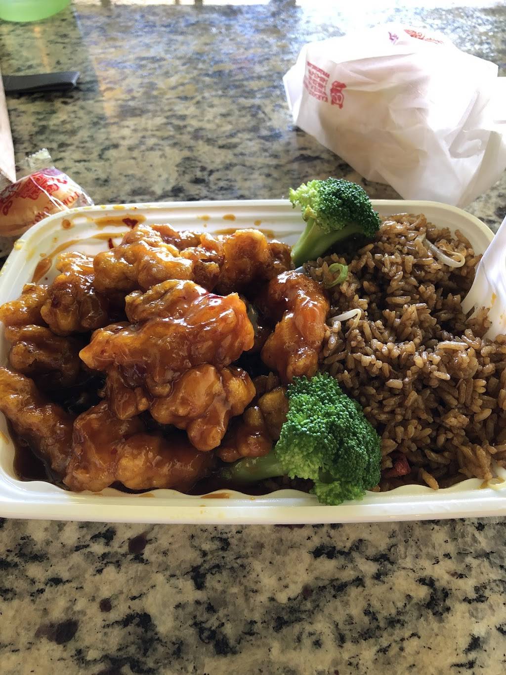 China King | restaurant | 8021 W Florissant Ave, Jennings, MO 63136, USA | 3143838881 OR +1 314-383-8881
