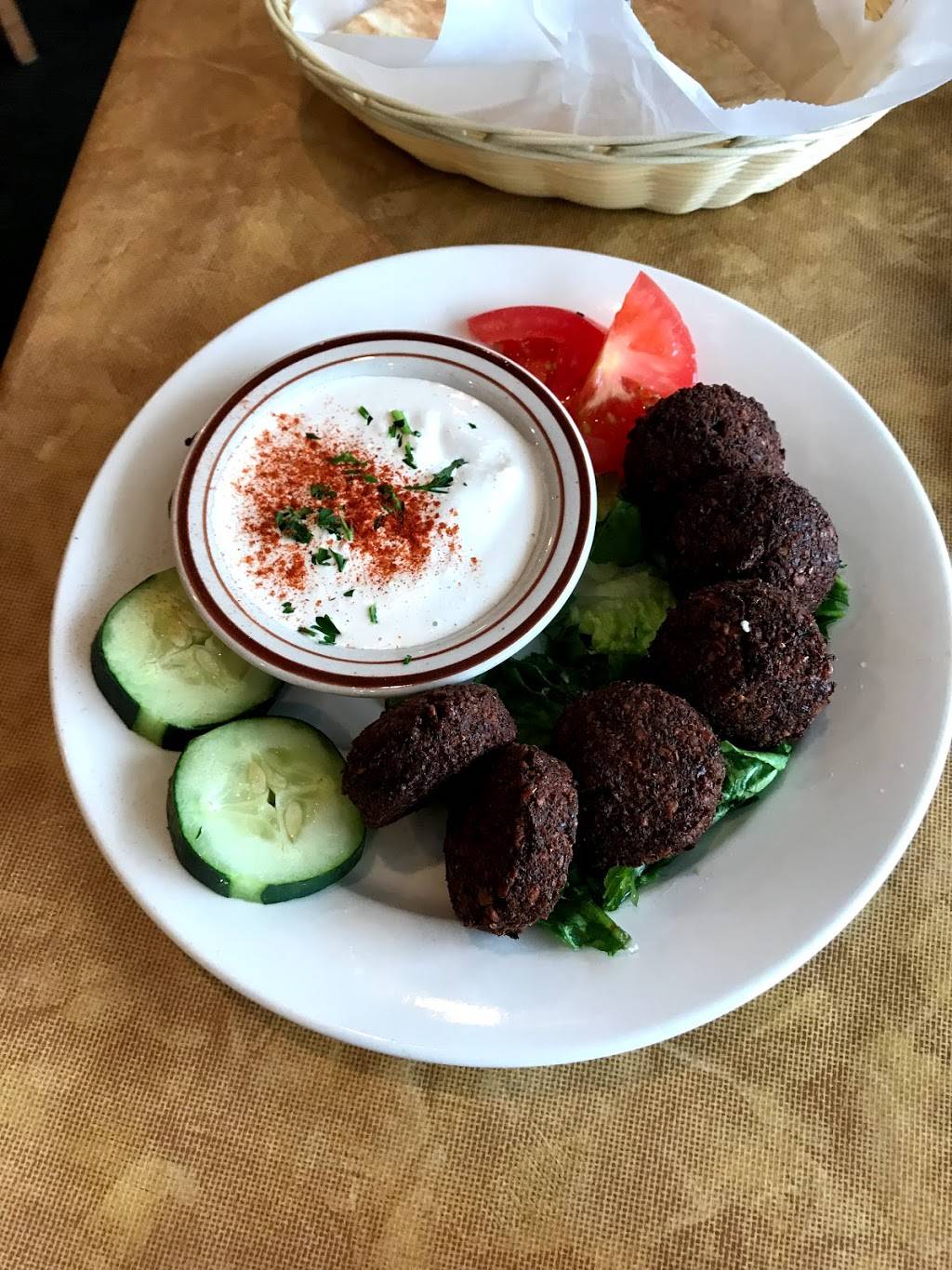 Albasha Greek & Lebanese | restaurant | 17316 Airline Hwy A, Prairieville, LA 70769, USA | 2256778600 OR +1 225-677-8600