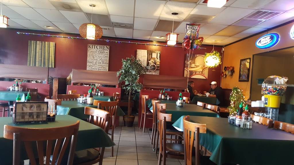 Pho Hoang | restaurant | 2402 Bay Area Blvd, Houston, TX 77058, USA | 2812188818 OR +1 281-218-8818