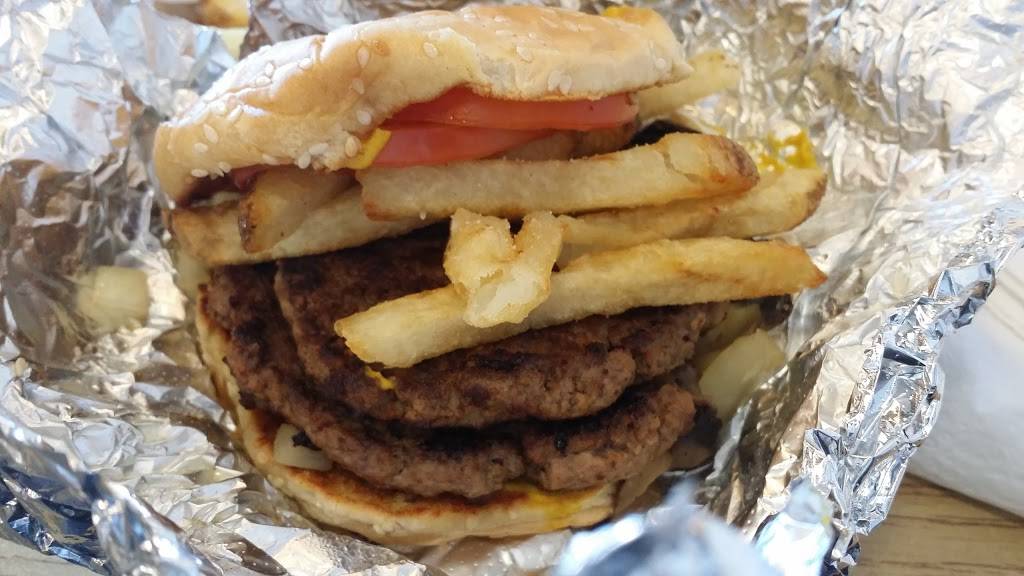 Five Guys | meal takeaway | 29491 Plymouth Rd, Livonia, MI 48150, USA | 7344223483 OR +1 734-422-3483