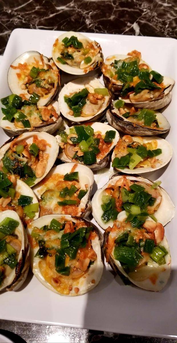 The Boiling Crawfish & Seafood | restaurant | 1110 Washington Ave #2b, Philadelphia, PA 19147, USA | 2676872124 OR +1 267-687-2124