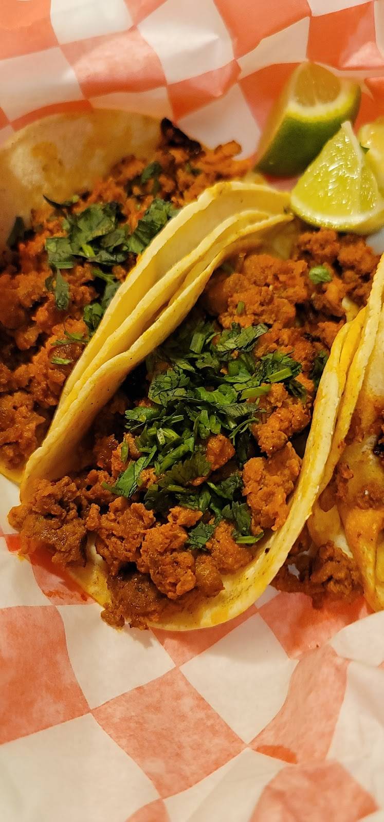 El Paisano Food Truck | meal takeaway | 1725 Columbia Ave, Lancaster, PA 17603, USA | 7174902896 OR +1 717-490-2896