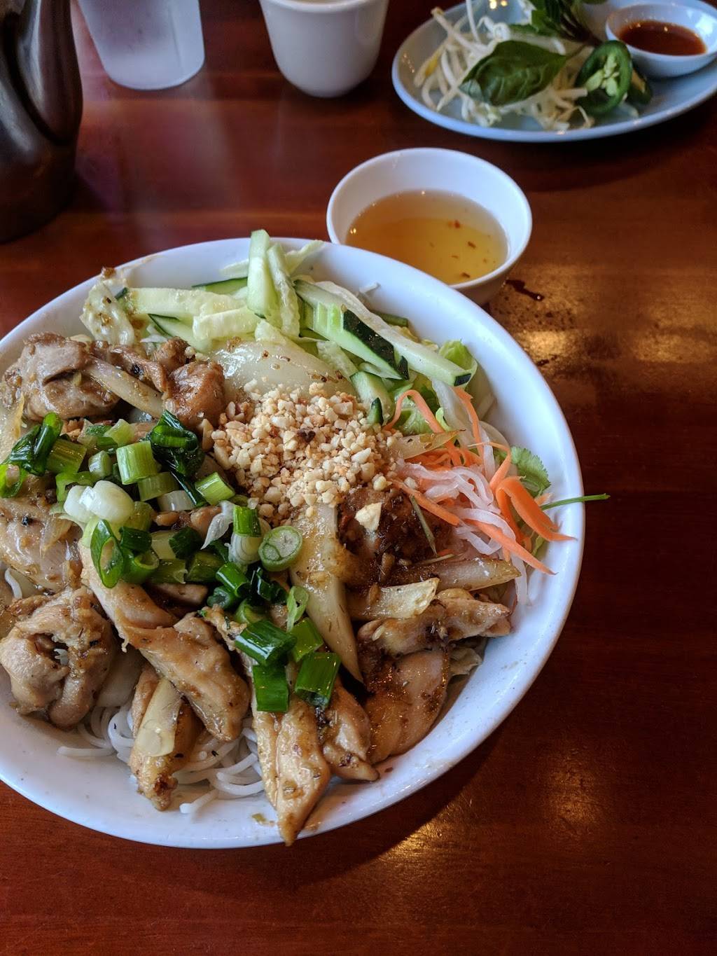 The Pho Broadway | restaurant | 406 Broadway E, Seattle, WA 98102, USA | 2063299256 OR +1 206-329-9256