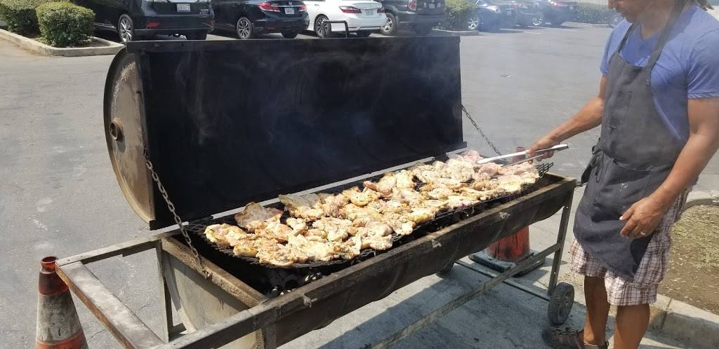 Momos Meat Market | restaurant | 5780 Broadway, Sacramento, CA 95820, USA | 9164520202 OR +1 916-452-0202