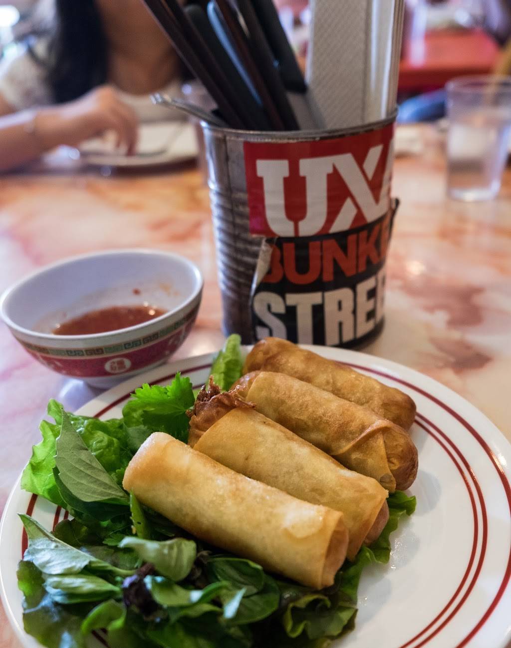 Bunker | restaurant | 99 Scott Ave, Brooklyn, NY 11237, USA | 7183864282 OR +1 718-386-4282