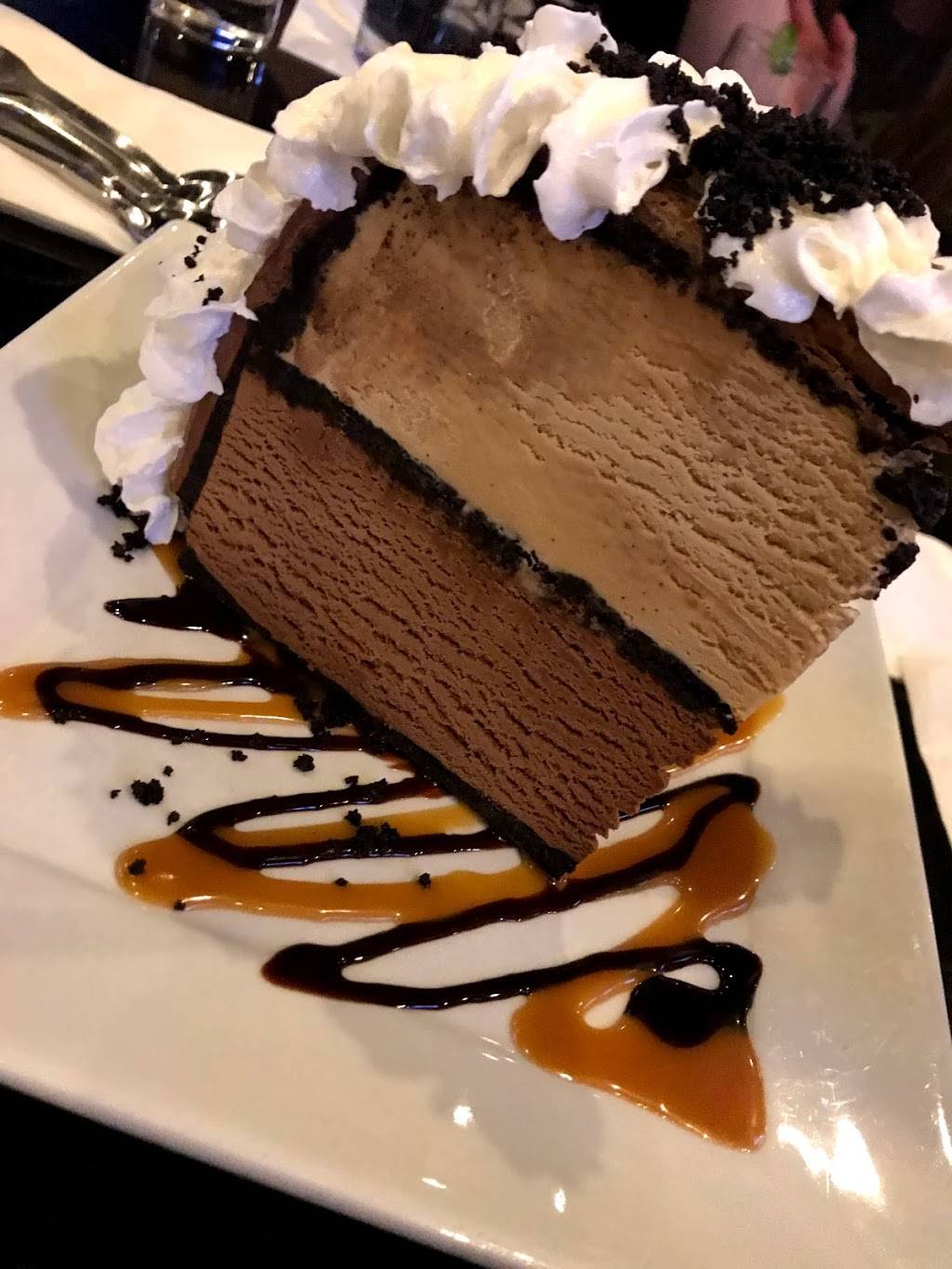 Born And Raised® Las Vegas | restaurant | 7260 S Cimarron Rd, Las Vegas, NV 89113, USA | 7026850258 OR +1 702-685-0258