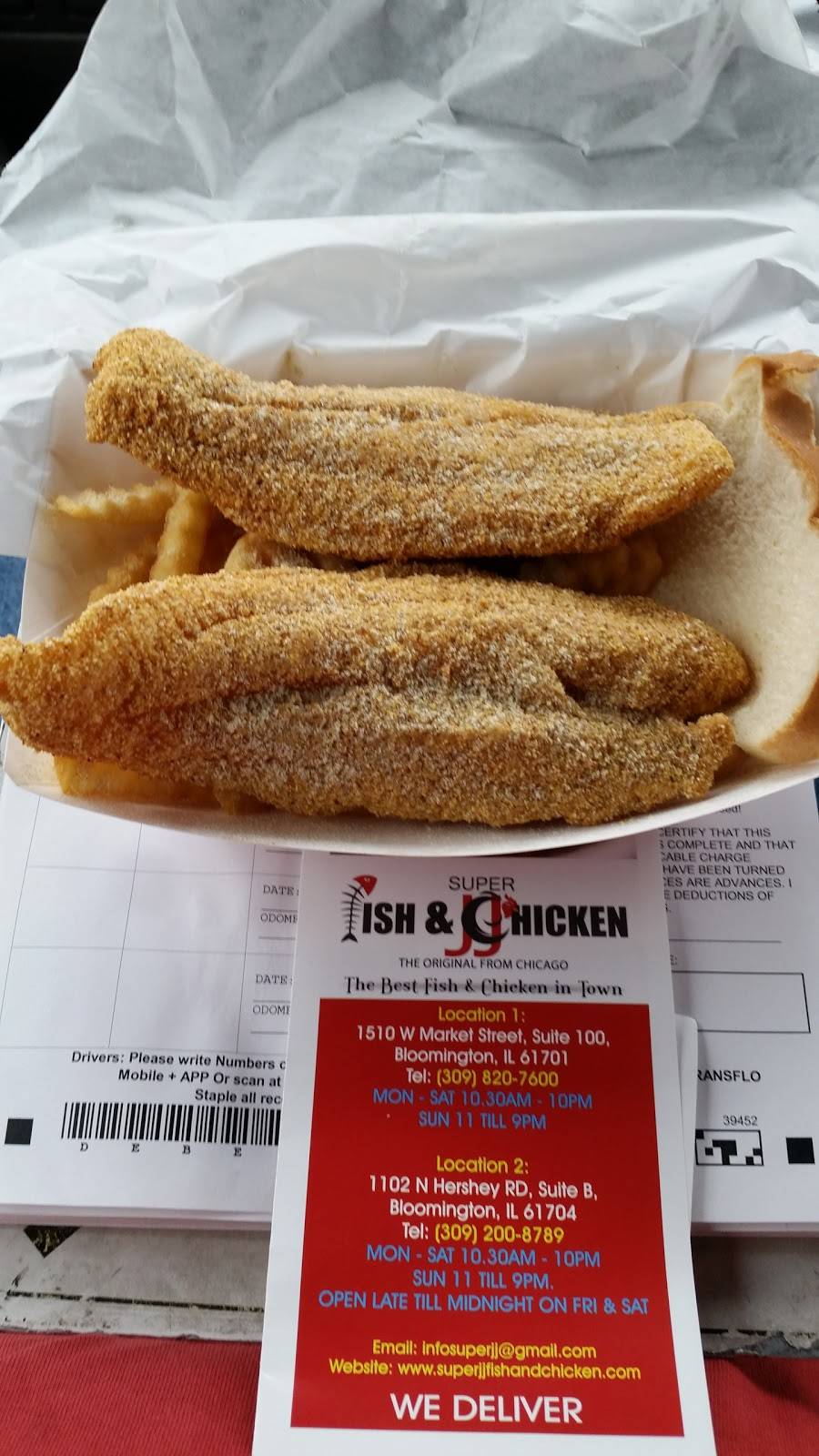 Super JJ Fish & Chicken | restaurant | 1510 W Market St, Bloomington, IL 61701, USA | 3098207600 OR +1 309-820-7600