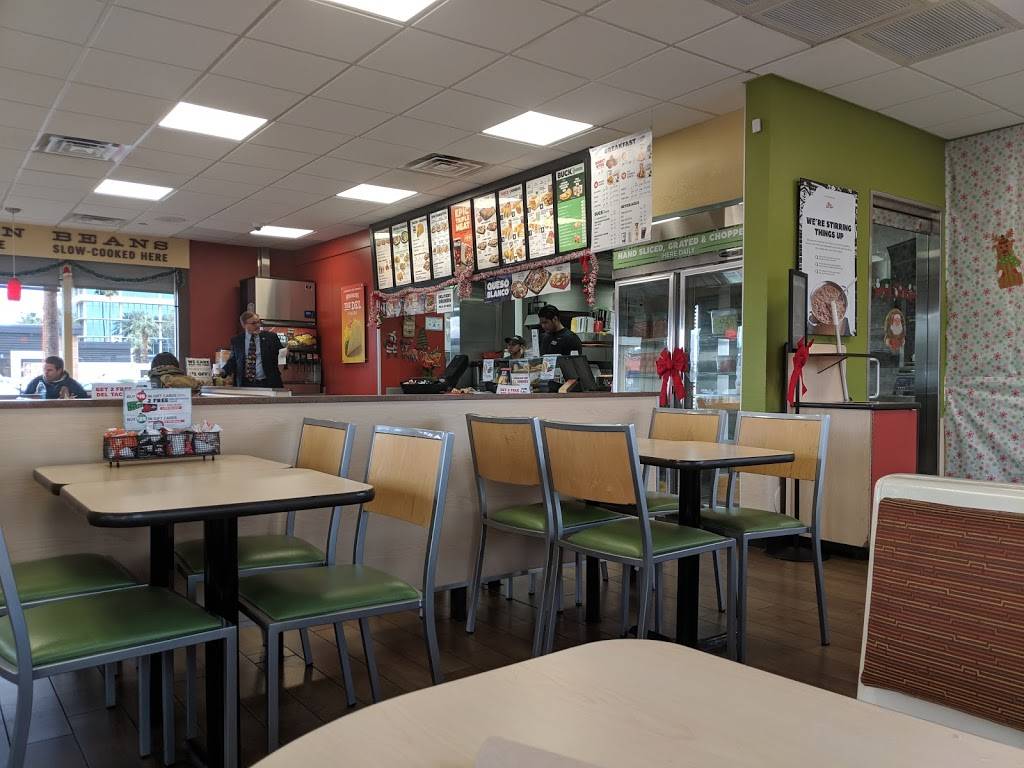 Del Taco | meal takeaway | 1801 W Charleston Blvd, Las Vegas, NV 89102, USA | 7023840264 OR +1 702-384-0264