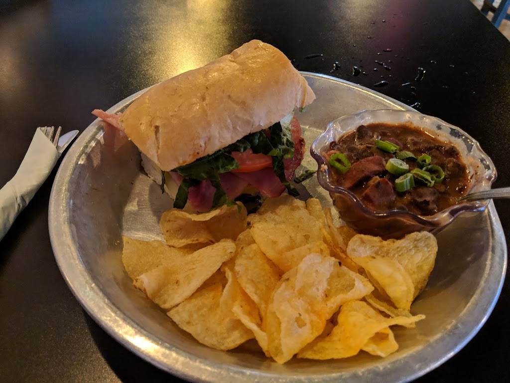 Who Dats Southern Food | restaurant | 118 E Main St, Collinsville, IL 62234, USA | 6188559779 OR +1 618-855-9779