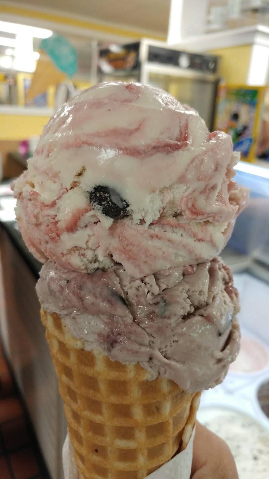 Frostys Freezer and Pizzeria | restaurant | 14886 Gratiot Rd, Hemlock, MI 48626, USA | 9892972482 OR +1 989-297-2482